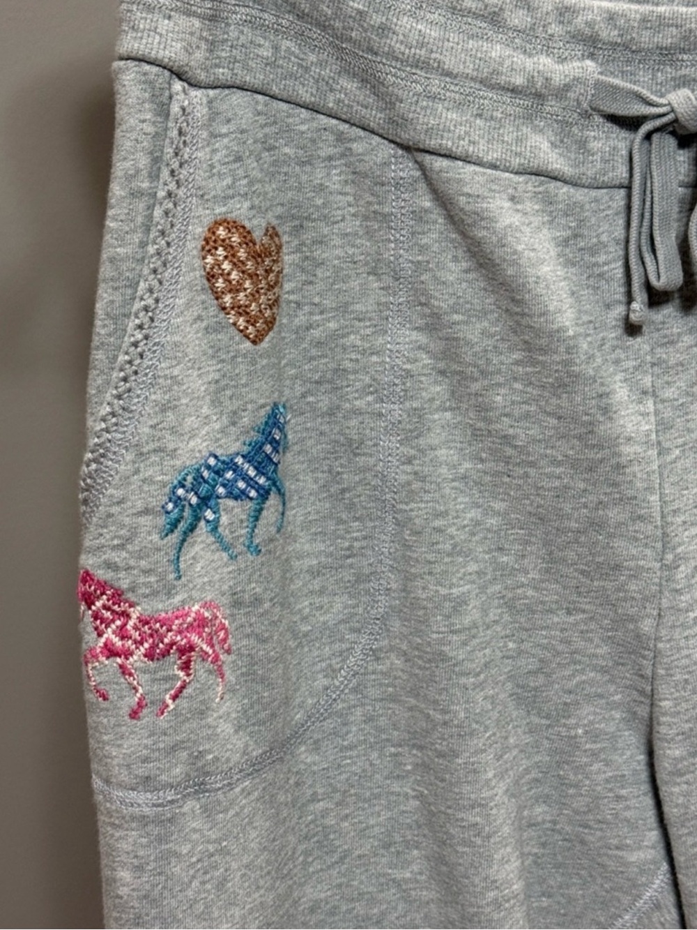 Johnny Was Heather Gray Embroidered Jogger 💐 ☀️ - Picture 4 of 6